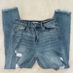 Women’s Distressed Jeans